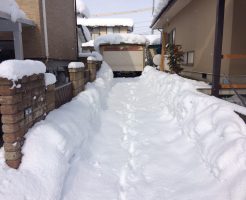 中野市吉田の自宅除雪・排雪１